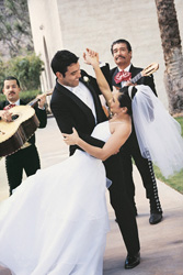 Make Your Bridal Waltz and First Dance one to Remember on Your Wedding Day dv1439024